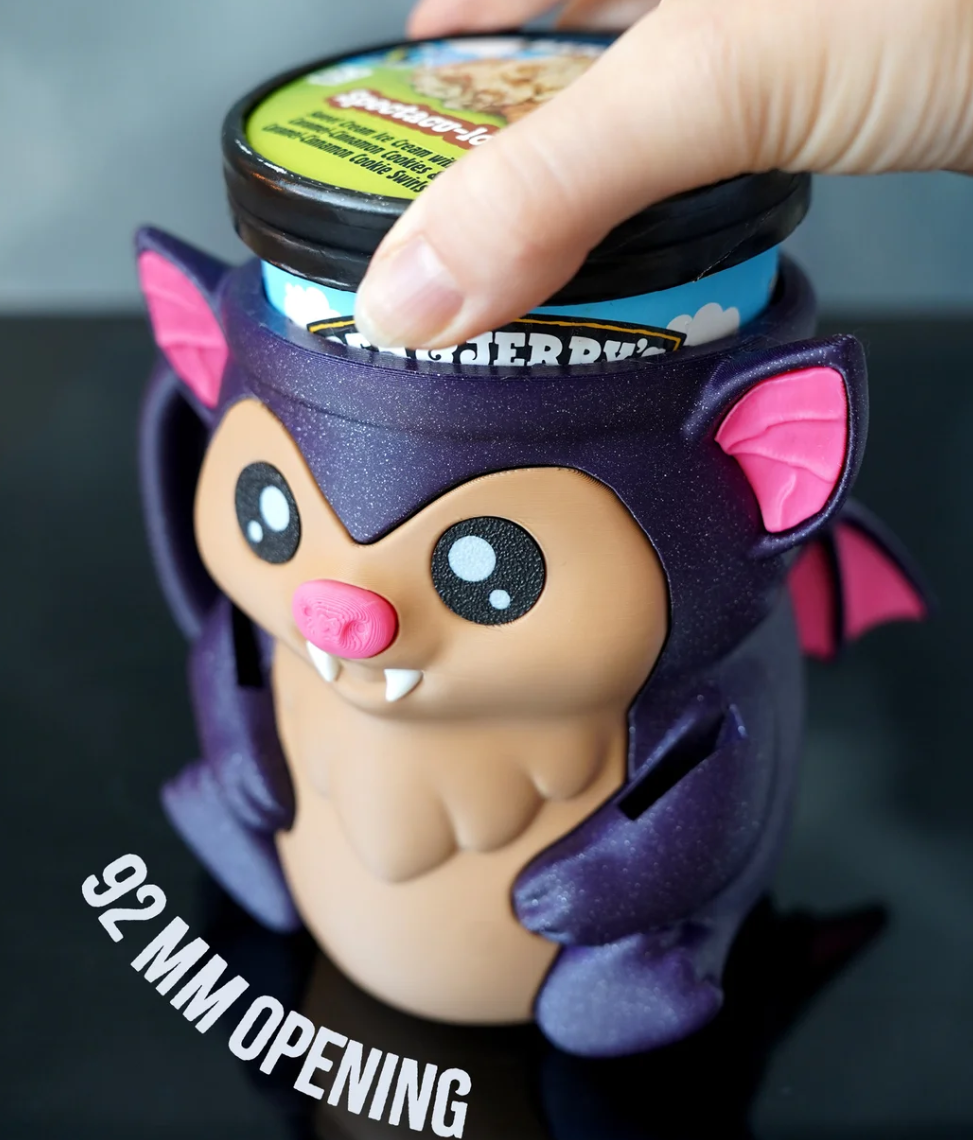 Bramble the Bat Ice Pint Holder π¦βοΈ