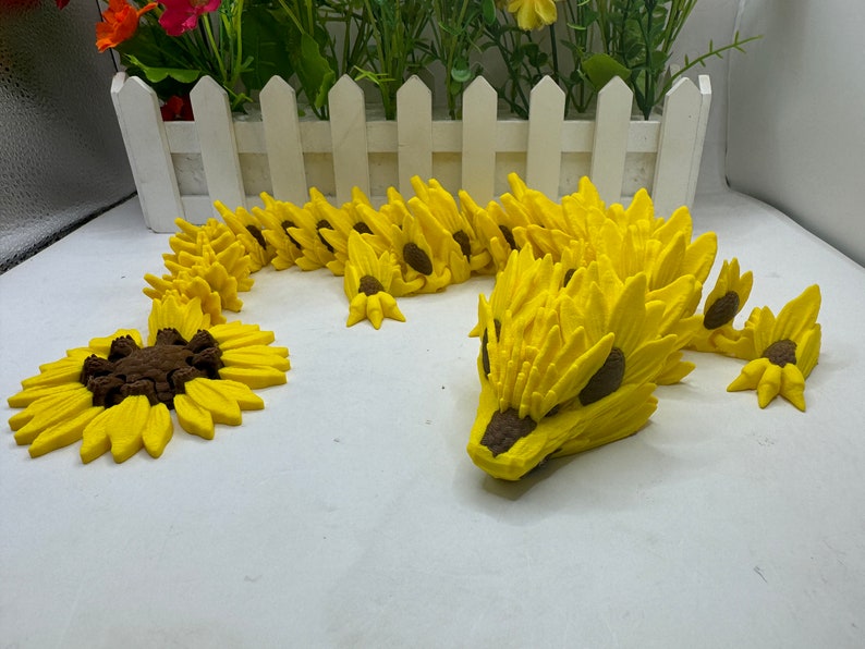 Sunflower 🌻 Dragon 🐉